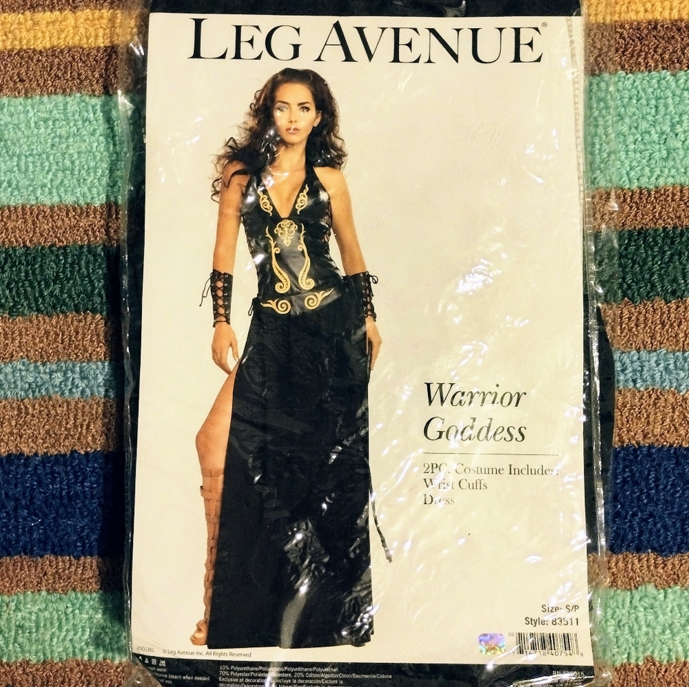Warrior Goddess Halloween Cosplay Costume Princess EUC Leg Avenue 2pc Dress Cuff